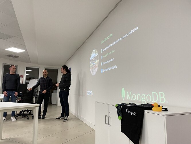 photo_6023911767350034642_y