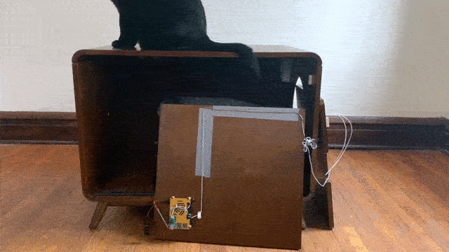 Stop Motion gif of the completed IoT Kitty Litter
Box