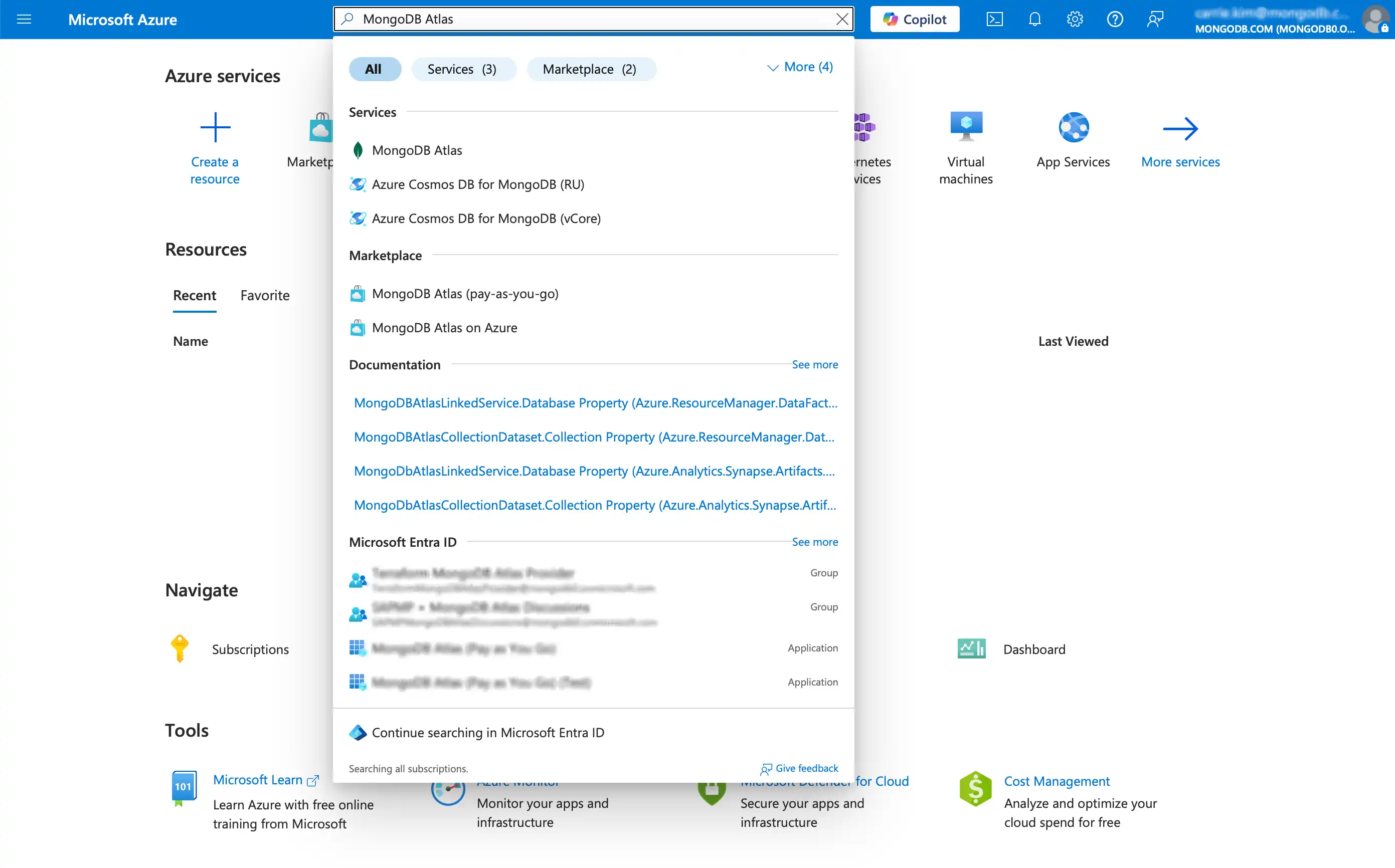Imagen de la barra de búsqueda de Azure para navegar por MongoDB Atlas